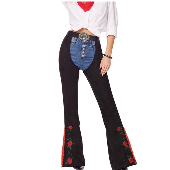 Cowboy or cowgirl costume with ease size small from (spirit Halloween) - Picture 3 of 3